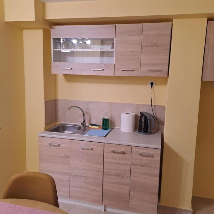 Zenia Home 1 Στην Καρδιά Της Πάτρας Экстерьер фото