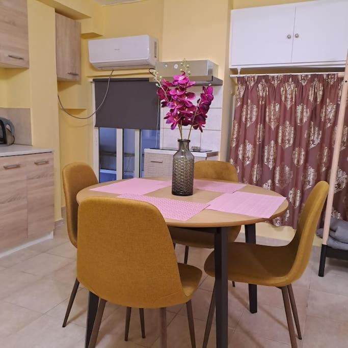 Zenia Home 1 Στην Καρδιά Της Πάτρας Экстерьер фото